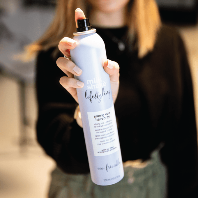 milk_shake Lifestyling Strong Eco Hairspray 250ml Halo Hair & Skin - khdskinhairbeautyau.com