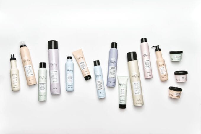 milk_shake Lifestyling Strong Hold Hairspray 500ml Halo Hair & Skin - khdskinhairbeautyau.com